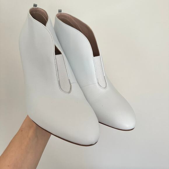 SJP By Sarah Jessica Parker Trois Slip On Leather Ankle High-Heel Booties 39 - Picture 6 of 10